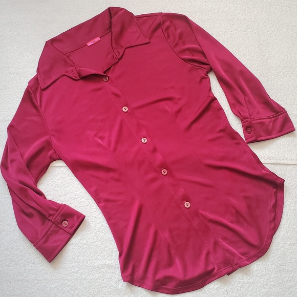 🐱Lux Fushia Blouse - Picture 1 of 5